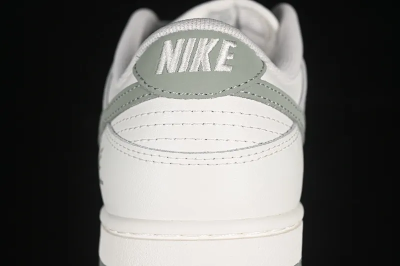 All Categories Nk SB Dunk Series Nk SB Dunk Low Low-top sneakers Nike SB Dunk Low Born Free Anniversary high-end customization Low-top casual sneakers WG0406-021